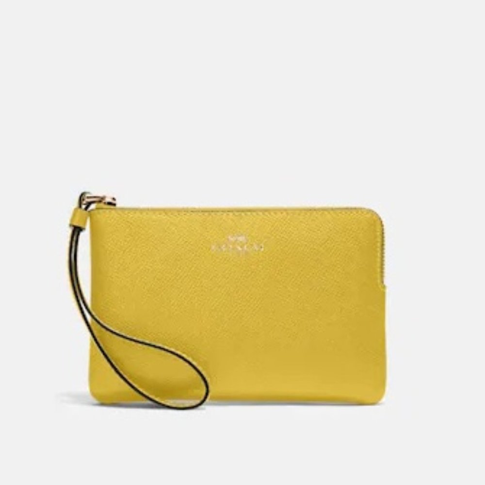 Coach Corner Zip Wristlet Gold / Retro Yellow Leather - Picture 7 of 8